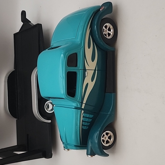 Vintage 1999 Racing Champions '33 Willy's Coupe 1:28 Scale w/ Trailer - Picture 4 of 15